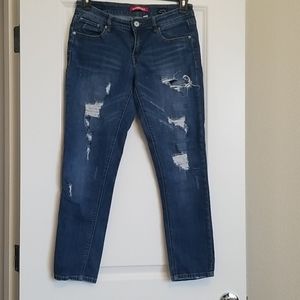 Distressed Unionbay mid-rise jeans
